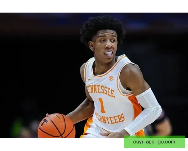 爵士签约G联赛助攻王肯尼迪-钱德勒重返NBA目标明确 爵士签约G联赛助攻王肯尼迪-钱德勒重返NBA目标明确
